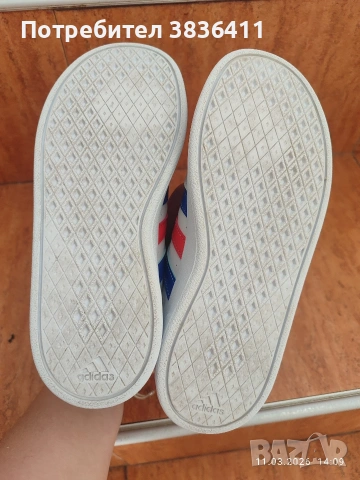 маратонки Адидас , снимка 4 - Детски маратонки - 53797144