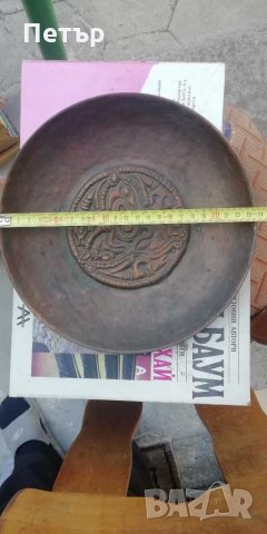 Стара медна чиния за стена, снимка 3 - Антикварни и старинни предмети - 34097312
