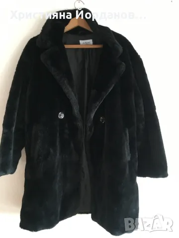 Пухкаво палтенце черно