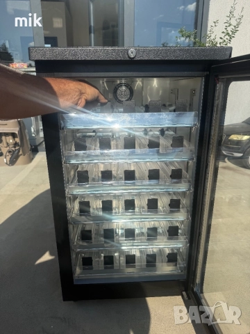 Малка хладилна витрина , снимка 6 - Витрини - 51893292