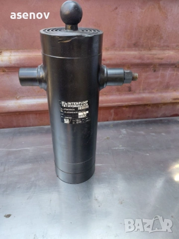хидравличен цилиндър