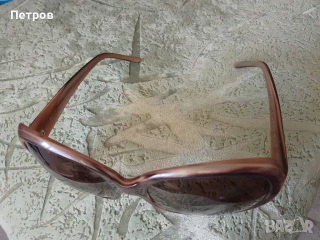 слънчеви очила  оригинални, снимка 2 - Слънчеви и диоптрични очила - 48317734