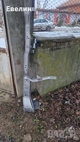 от VW Touran 2006 под таблото