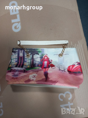 Дамска чанта, снимка 2 - Чанти - 44534223