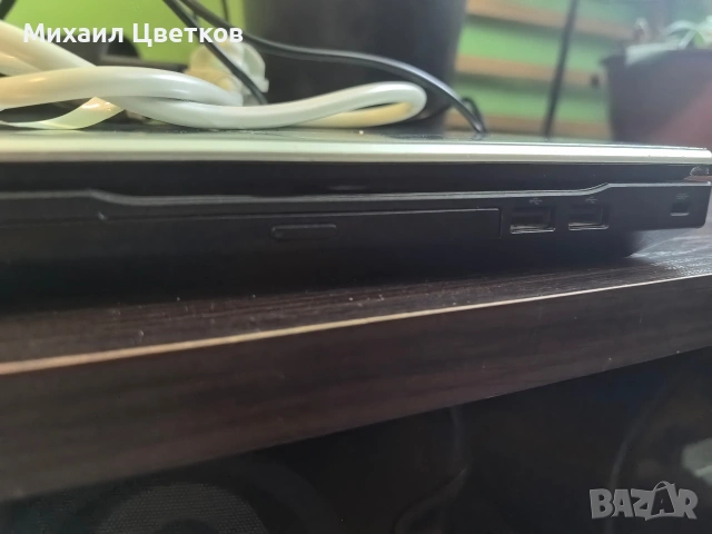 продавам лаптоп Samsung np300v5z , снимка 10 - Лаптопи за дома - 53062391