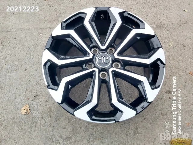 1 брой алуминиева джанта за Toyota Yaris Cross 17, снимка 2 - Гуми и джанти - 47904330