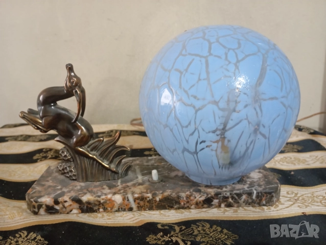 Настолна лампа арт деко