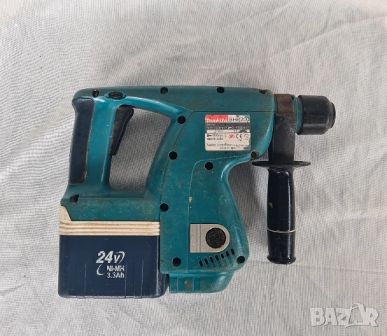 Перфоратор makita BHR200, снимка 2 - Бормашини - 51493494