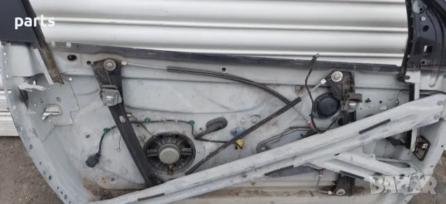 Дясна Рамка Врата и Стъклоповдигач VW Голф 5 (две врати) (2), снимка 3 - Части - 49032554