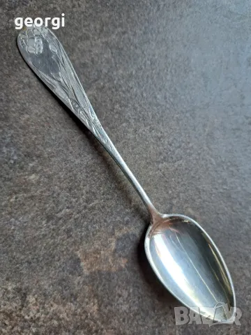 гравирaна немска сребърна лъжичка антика