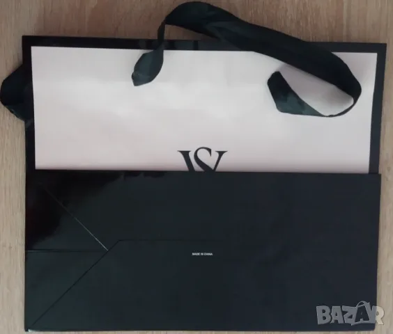 Торбички Victoria Secret и Dior, снимка 2 - Чанти - 47883534