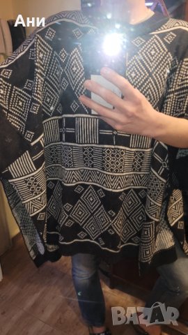 Ново пончо на h&m,M размер, снимка 1 - Блузи с дълъг ръкав и пуловери - 35920996