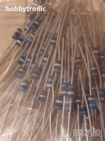 Диак KR106 32V, симетричен динистор