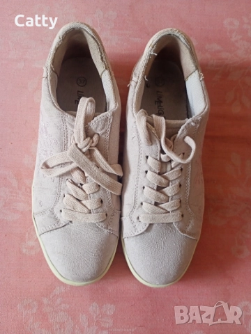 Дамски розови маратонки , снимка 4 - Маратонки - 52673120