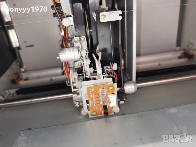 REVOX CDC 100 CD CHANGER POFESSIONAL SERIES-PRODUCED IN JAPAN-ВНОС SWISS 2801261554, снимка 16 - Ресийвъри, усилватели, смесителни пултове - 53259133