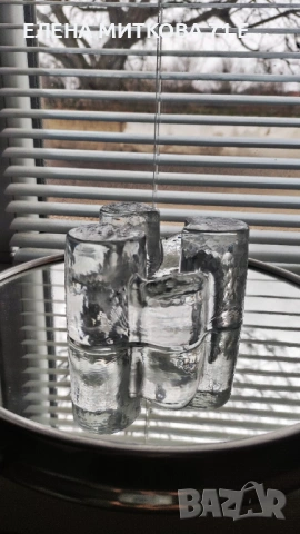 Масивен свещник от кристално стъкло сякаш изваян от лед, снимка 3 - Декорация за дома - 52819041