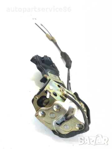Заден десен заключващ механизъм за врата за Mazda 6 2.0DI Estate (2005)