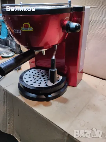 кафемашина за еспресо , снимка 3 - Кафемашини - 49436690