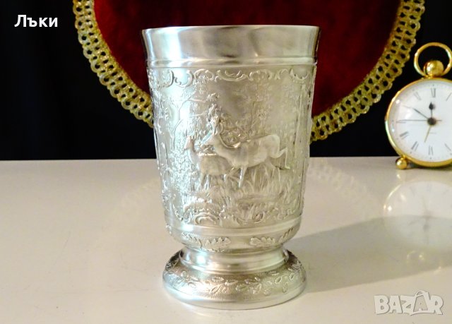 Бокал от калай с ловец и елени 10 см. , снимка 2 - Антикварни и старинни предмети - 41694858