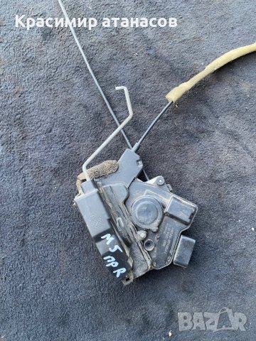 Брава врата предна Дясна за Мазда 5.2005-2010г