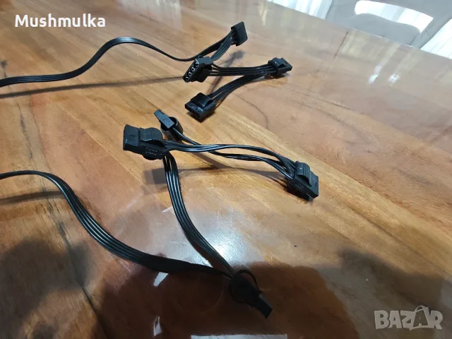 Продавам работещо захранване Corsair RM650 (80 Plus Gold), снимка 17 - Захранвания и кутии - 56244896