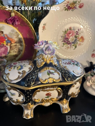 Dresden Porcelain RK Richard Klemm Germany  Circa 1904 Oval Footed Lidded Dresser Jewelry Код P1746, снимка 7 - Декорация за дома - 52980487