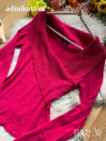 Блуза Бершка, снимка 2 - Блузи с дълъг ръкав и пуловери - 35983121