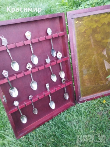 Дървена стойка за КОЛЕКЦИЯ лъжички./ПРОДАВА СЕ БЕЗ ЛЪЖИЧКИТЕ/, снимка 7 - Антикварни и старинни предмети - 51286872