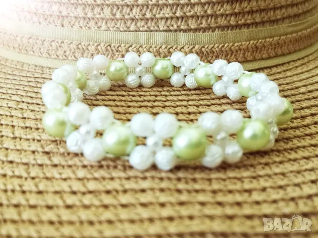 🏷️ Гривна / цвят: бял и зелен, снимка 2 - Гривни - 47292728