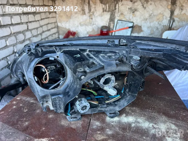Десен фар bmw e60 Xenon Ксенон, снимка 4 - Части - 42567956