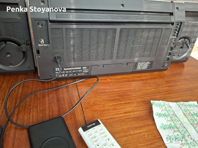 Радио касетофон ITT super Touring 350, снимка 7 - Радиокасетофони, транзистори - 52799635