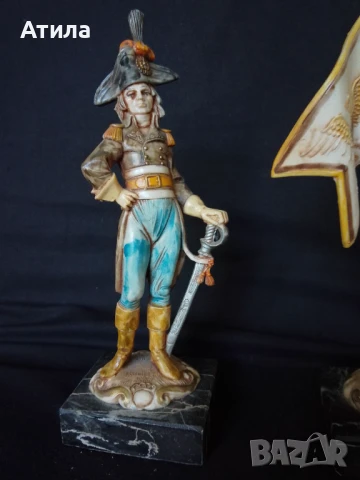 статуетка наполеонов войник 22/7 см, снимка 3 - Антикварни и старинни предмети - 50446315