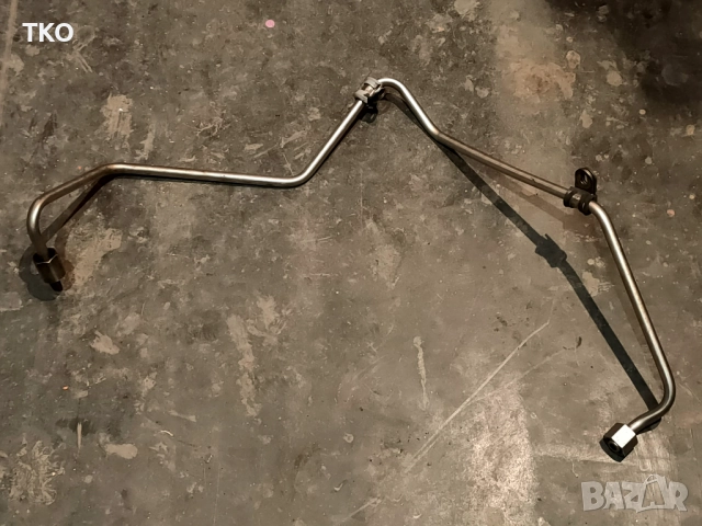 Маслена захаранваща тръба за турбо на VW Audi Skoda - 1.9TDI 2.0TDI, снимка 3 - Части - 52930922