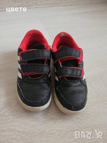 Детски маратонки адидас , снимка 2 - Детски маратонки - 39529955