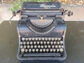 Стара пишеша машина Олимпия, снимка 1
