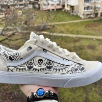 VANS bandana skulls Print Sneakers — номер 43, снимка 1 - Маратонки - 39283469