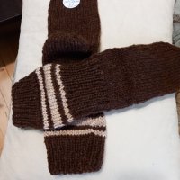 Ръчно плетени мъжки чорапи от вълна, размер 43, снимка 2 - Мъжки чорапи - 39648240
