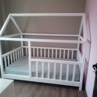 Детско легло тип къщичка, снимка 3 - Мебели за детската стая - 34274620
