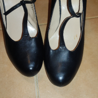 Нови токчета естествена кожа , снимка 2 - Дамски обувки на ток - 44695515