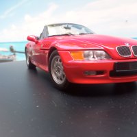 BMW z3 мащаб 1/34, снимка 1 - Колекции - 41822286