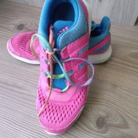Adidas - детски маратонки, снимка 3 - Детски маратонки - 40970797
