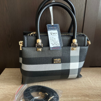 Нова дамска чанта “Lucy”, снимка 1 - Чанти - 44523725