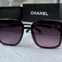CH 2024 дамски слънчеви очила с лого квадратни , снимка 5 - Слънчеви и диоптрични очила - 44657871