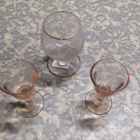 Чашки за аперитив, снимка 1 - Антикварни и старинни предмети - 36300011