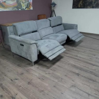 Сив диван от плат четворка с електрически релакс механизъм, снимка 9 - Дивани и мека мебел - 44701380