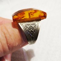 Стар сребърен пръстен с огромен естествен  кехлибар - за успокоение, сила защита и любов, снимка 4 - Пръстени - 35918501