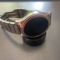 Продавам Samsung Gear S3 classic , снимка 3 - Смарт гривни - 41243452