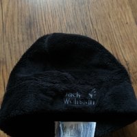 jack wolfskin - страхотна юношеска шапка КАТО НОВА, снимка 3 - Шапки - 39329702