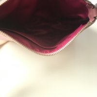 COACH дамска чанта в розово, снимка 9 - Чанти - 41630198