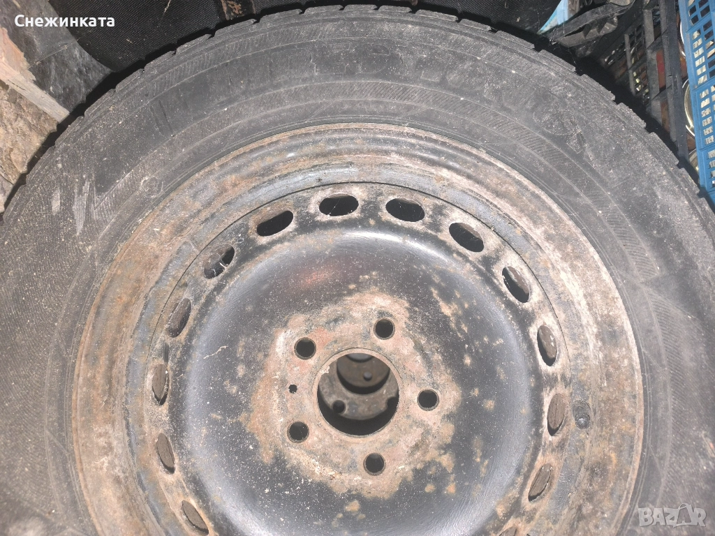 Зимни гуми с джанти Semperit, снимка 1